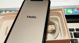 Mint
													Apple iPhone Xr - Sprint, Black, 64 GB, A1984, photo 4 of 7