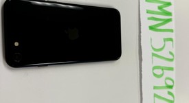 Mint
													Apple iPhone SE 3rd Gen 2022 - Unlocked, Midnight, 64 GB, A2595, photo 3 of 8
