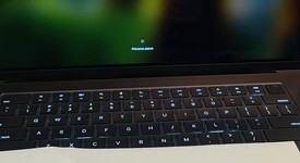 Mint
													MacBook Pro Late 2023 (M3) - 16" - Apple M3 Max 16-core, Black, 1 TB, 48 GB, 40-core GPU, photo 3 of 13