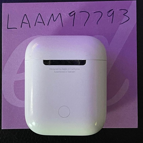 Apple AirPods 2nd Gen - Lightning Case