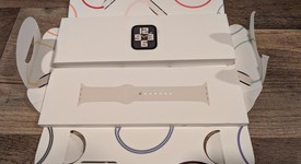Mint
													Apple Watch SE 2nd Gen 40mm - Unlocked, Starlight, A2726 - Cellular, Aluminum, photo 1 of 19
