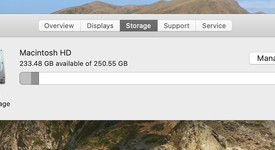 Good
													MacBook Pro 2017 (With Touch Bar) - 13" - Gray, 256 GB, 16 GB, photo 2 of 12