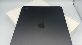 Mint
													Apple iPad Pro 13" (M4) 2024 - Wi-Fi, Black, 256 GB, 8 GB, A2925, Standard Glass, photo 2 of 8