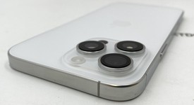 Good
													Apple iPhone 16 Pro Max - Unlocked, White, 512 GB, A3084, photo 4 of 5