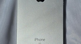 Good
													Apple iPhone SE 1st Gen 2016 - Unlocked, Silver, 32 GB, A1662, photo 3 of 11