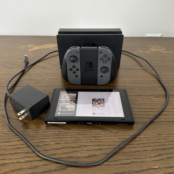 Nintendo Switch - 32 GB, Grey