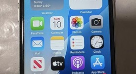 Good
													Apple iPhone SE 2nd Gen 2020 - Unlocked, White, 64 GB, A2275, photo 1 of 6