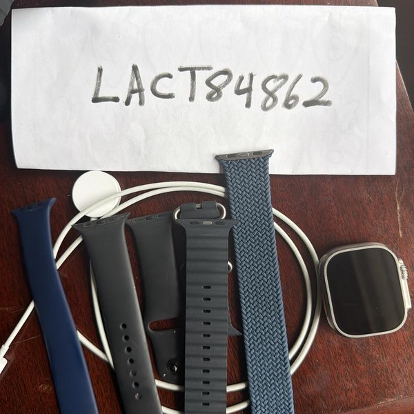 Apple Watch Ultra 49mm - Unlocked, Titanium, A2622