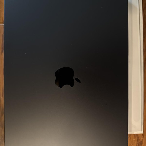 MacBook Pro Late 2023 (M3) - 14 inch - 512 GB, Black, 18 GB, Apple M3 Pro 11-core, 14-core GPU