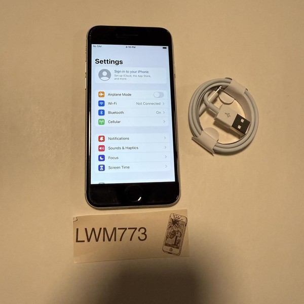 Apple iPhone SE 3rd Gen 2022 - Unlocked, 64 GB, Starlight, A2595