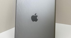 Good
													Apple iPad 5th Gen - Unlocked, Gray, 32 GB, A1823, photo 3 of 5