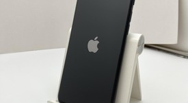 Fair
													Apple iPhone SE 2nd Gen 2020 - Unlocked, Black, 64 GB, A2275, photo 3 of 9