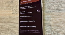 Mint
													Google Pixel 8 - Unlocked, Rose, 128 GB, 8 GB, G9BQD, Sub-6 5G, photo 5 of 13