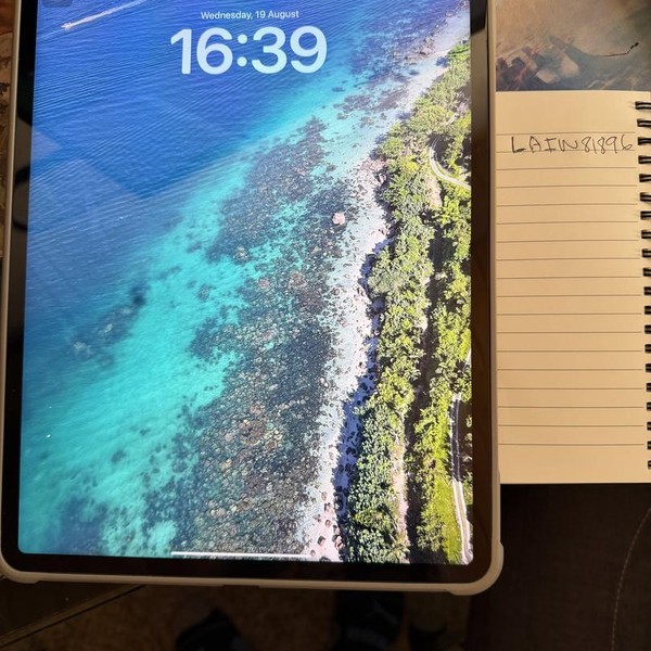 Apple iPad Pro 12.9 inch 5th Gen 2021 - Unlocked, 128 GB, Silver