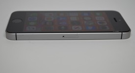 Good
													Apple iPhone SE 1st Gen 2016 - Unlocked, Grey, 32 GB, A1662, photo 4 of 11