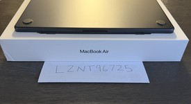 Mint
													MacBook Air 2025 (M4) - 15" - Apple M4, Midnight, 256 GB, 16 GB, photo 2 of 12