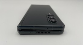 Fair
													Samsung Galaxy Z Fold3 5G - Unlocked, Black, 512 GB, 12 GB, SM-F926U1, photo 5 of 9