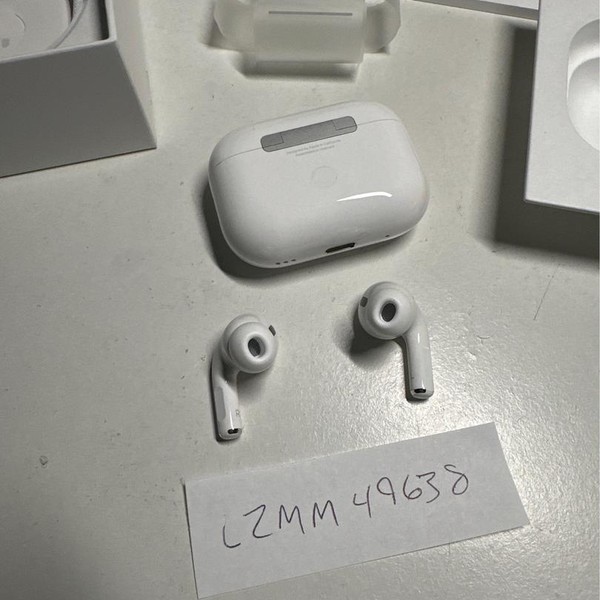 Apple AirPods Pro 2 - USB-C