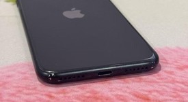 Good
													Apple iPhone SE 2nd Gen 2020 - Unlocked, Black, 64 GB, A2275, photo 3 of 8