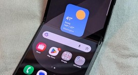 Mint
													Samsung Galaxy Z Flip6 - Unlocked, Black, 512 GB, 12 GB, SM-F741U1, photo 1 of 10