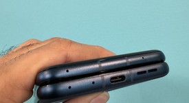 Good
													Motorola Razr (2025) - T-Mobile, Blue, 256 GB, 8 GB, photo 4 of 7