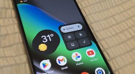 Mint
													Google Pixel 10 - T-Mobile, Obsidian, 128 GB, GLBW0, photo 1 of 19