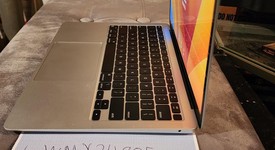 Good
													MacBook Air 2020 - 13" - Apple M1, Silver, 256 GB, 16 GB, photo 3 of 10