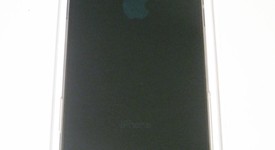 Good
													Apple iPhone Xs - Sprint, Gray, 64 GB, A1920, photo 4 of 8