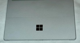 Good
													Microsoft Surface Go - Wi-Fi, Silver, 128 GB, 8 GB, photo 2 of 3