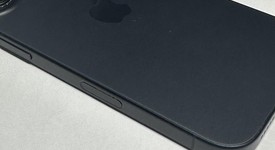 Mint
													Apple iPhone 16 - Unlocked, Black, 128 GB, A3081, photo 4 of 7