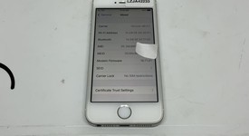 Good
													Apple iPhone SE 1st Gen 2016 - Unlocked, Silver, 32 GB, A1723, photo 3 of 10