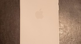 Mint
													Apple iPhone 16e - Boost, White, 128 GB, A3212, photo 6 of 6