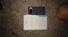 Good
													Google Pixel 10 - T-Mobile, Obsidian, 128 GB, GLBW0, photo 3 of 9