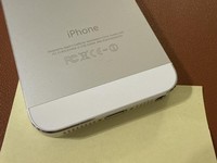 Apple iPhone 5