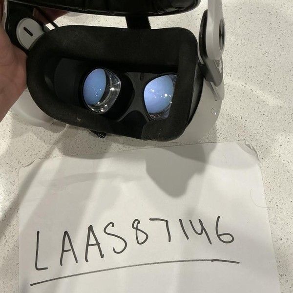 Meta Quest 2 - 64 GB