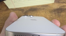 Good
													Apple iPhone 16 Pro Max - Unlocked, White, 256 GB, A3084, photo 4 of 7