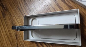 Mint
													Google Pixel 9 Pro - Unlocked, Hazel, 128 GB, 16 GB, GR83Y, photo 4 of 5