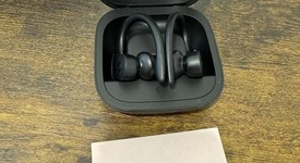 Used
													Beats Powerbeats Pro - Black, photo 2 of 17