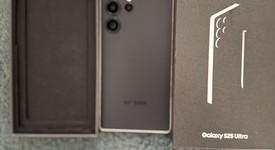 Mint
													Samsung Galaxy S25 Ultra - T-Mobile, Black, 256 GB, 12 GB, SM-S938U, photo 1 of 9