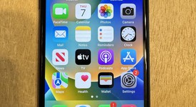 Fair
													Apple iPhone SE 3rd Gen 2022 - Unlocked, Midnight, 64 GB, A2595, photo 2 of 9