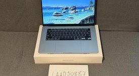 Mint
													MacBook Air 2025 (M4) - 15" - Apple M4, Sky Blue, 512 GB, 24 GB, photo 1 of 9