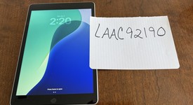 Fair
													Apple iPad 9th Gen - Wi-Fi, Silver, 64 GB, A2602, photo 2 of 5