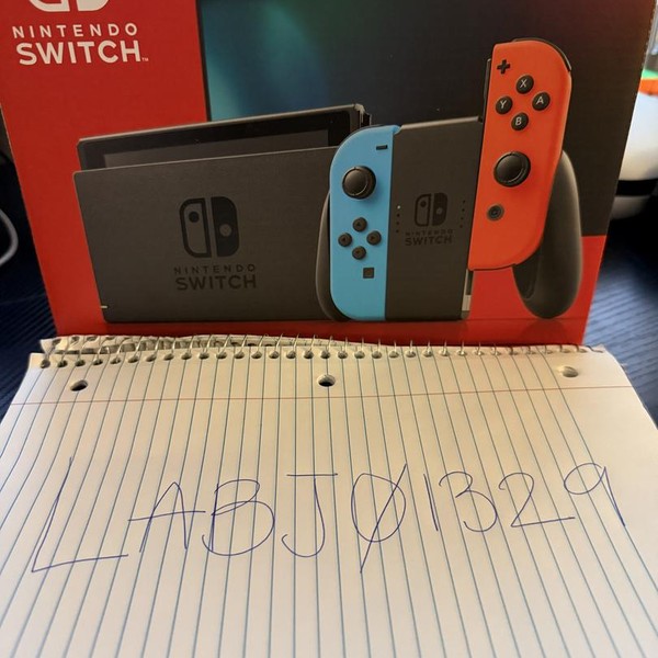 Nintendo Switch - 32 GB, Red & Blue