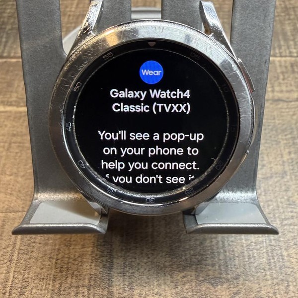 Samsung Galaxy Watch4 Classic - Wi-Fi, Silver, 42mm