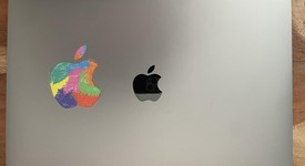 Good
													MacBook Pro 2020 - 13" - I5, Gray, 1 TB, 16 GB, photo 4 of 7