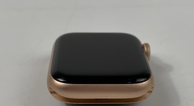 Good
													Apple Watch Series 6 40mm - Gold, A2291 - GPS, Aluminum, photo 5 of 8