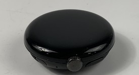 Mint
													Google Pixel Watch - Unlocked, Black, LTE, photo 5 of 5