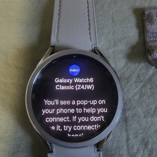 Samsung Galaxy Watch6 Classic - AT&T, Silver, 43mm