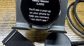 Good
													Samsung Galaxy Watch4 - Unlocked, Gold, 40mm, photo 2 of 5