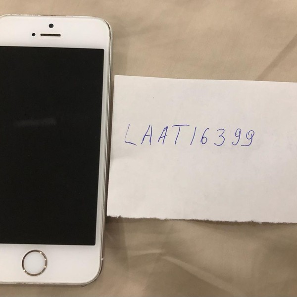 Apple iPhone 5S - Unlocked, 16 GB, Silver, A1533, GSM